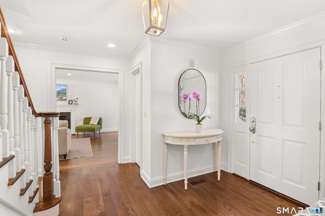 19 Circle Road, Darien, CT 06820