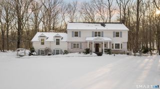 19 Circle Road, Darien, CT 06820