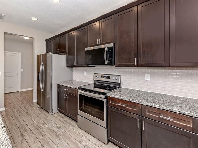 2160 WEAVER BIRD LANE, Venice, FL 34292