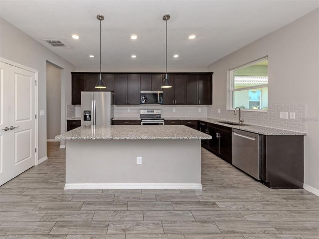 2160 WEAVER BIRD LANE, Venice, FL 34292
