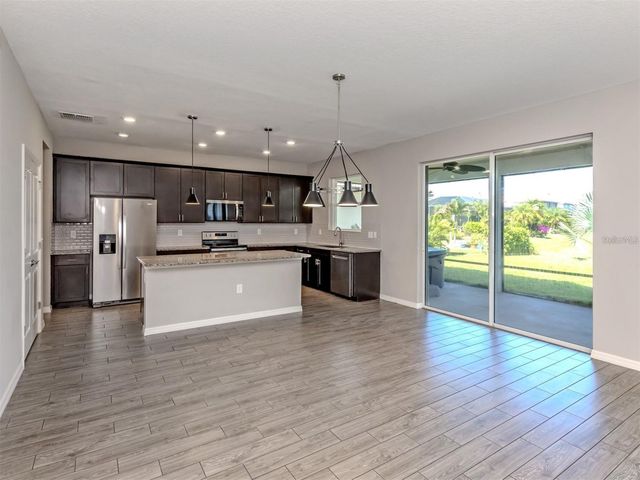 2160 WEAVER BIRD LANE, Venice, FL 34292