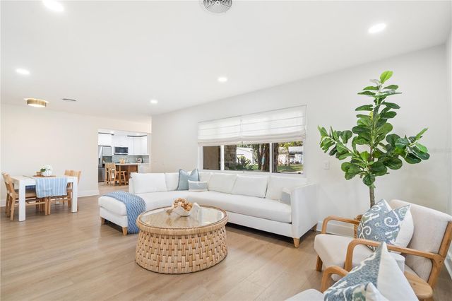 67 NICHOLAS DRIVE, Dunedin, FL 34698