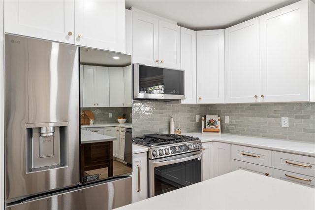 67 NICHOLAS DRIVE, Dunedin, FL 34698