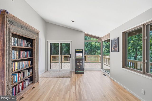 3220 SAWMILL RD, Newtown Square, PA 19073