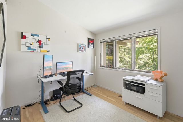 3220 SAWMILL RD, Newtown Square, PA 19073