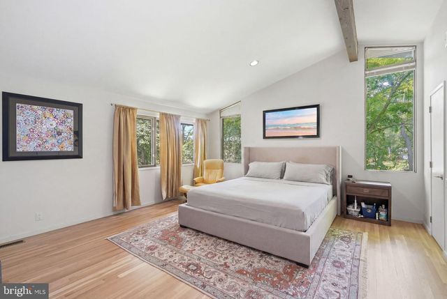 3220 SAWMILL RD, Newtown Square, PA 19073