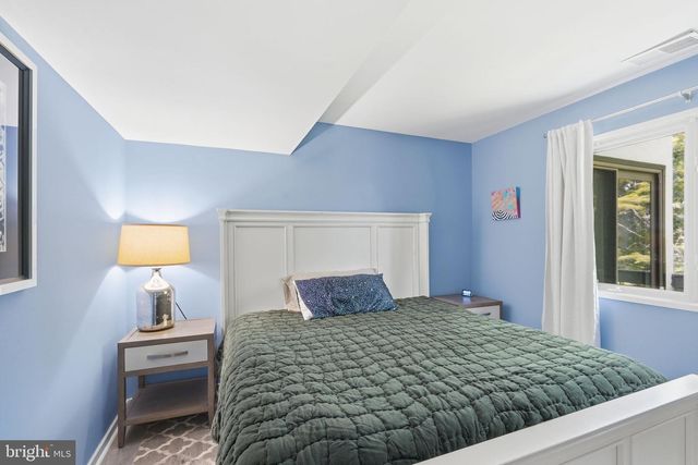 3220 SAWMILL RD, Newtown Square, PA 19073