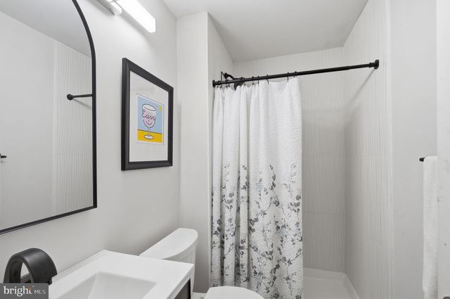 3220 SAWMILL RD, Newtown Square, PA 19073