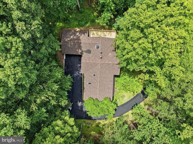 3220 SAWMILL RD, Newtown Square, PA 19073