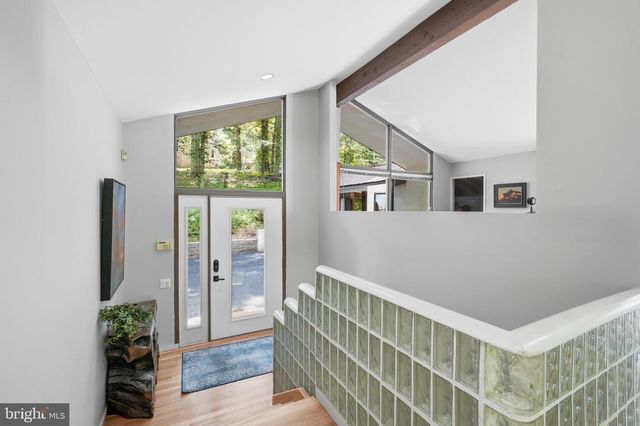 3220 SAWMILL RD, Newtown Square, PA 19073