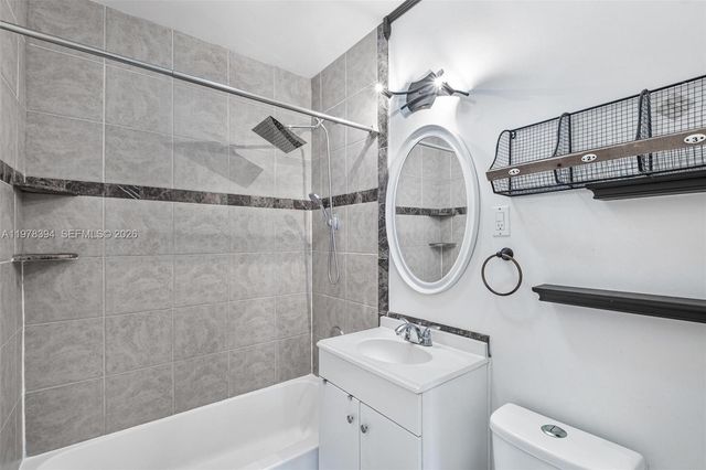 2862 SW 38th Ct, Miami, FL 33134