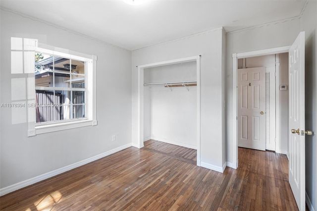 2862 SW 38th Ct, Miami, FL 33134