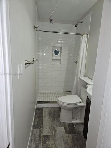 2862 SW 38th Ct, Miami, FL 33134