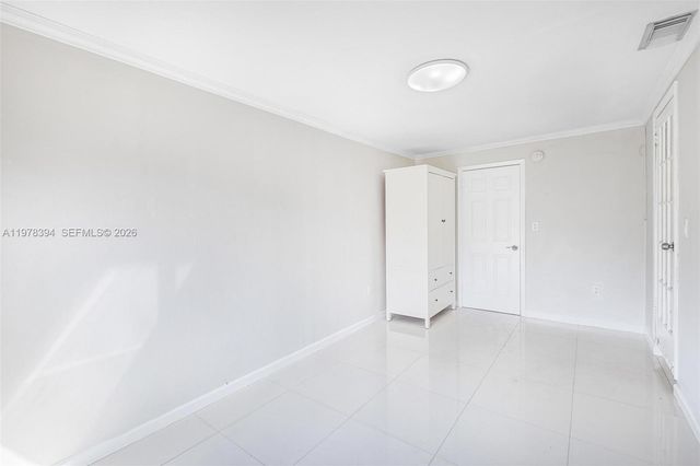 2862 SW 38th Ct, Miami, FL 33134