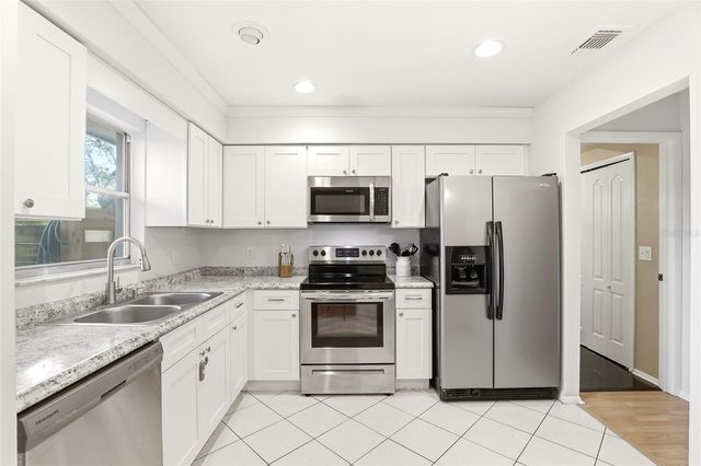 7806 COMPASS DRIVE, Orlando, FL 32810