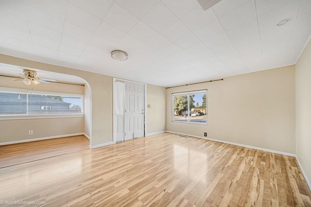 810 S University Rd, Spokane Valley, WA 99206