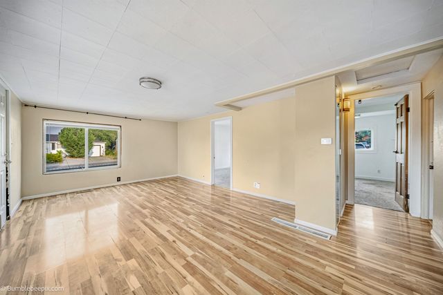 810 S University Rd, Spokane Valley, WA 99206