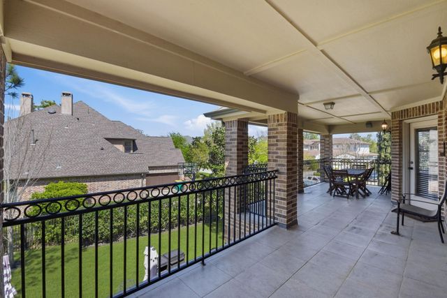 223 S Bauer Point Circle, Spring, TX 77389