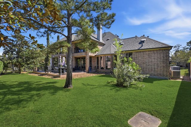 223 S Bauer Point Circle, Spring, TX 77389