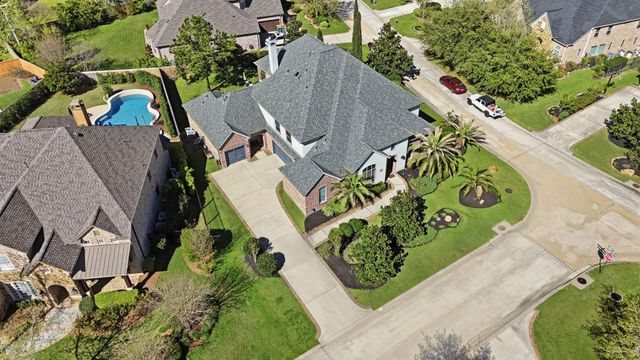 223 S Bauer Point Circle, Spring, TX 77389