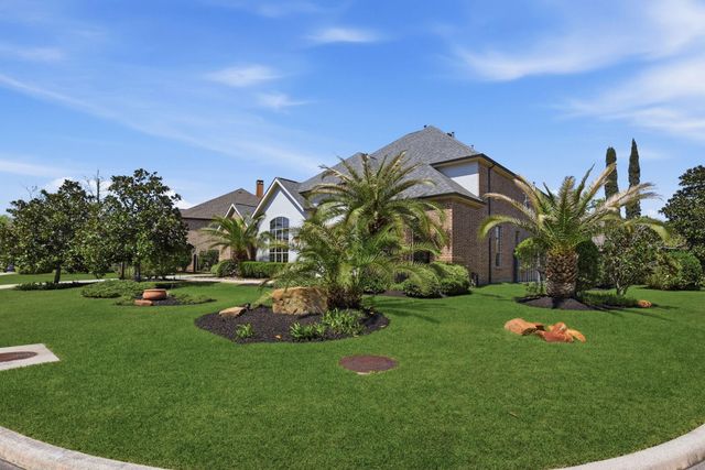 223 S Bauer Point Circle, Spring, TX 77389