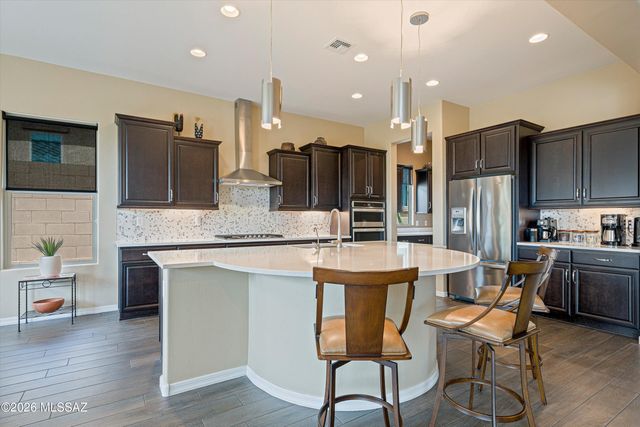 6990 W Cliff Spring Trail, Marana, AZ 85658