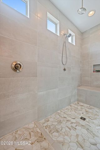 6990 W Cliff Spring Trail, Marana, AZ 85658