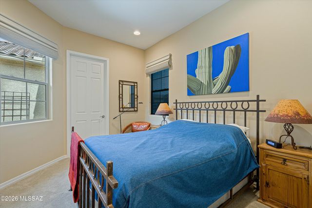 6990 W Cliff Spring Trail, Marana, AZ 85658