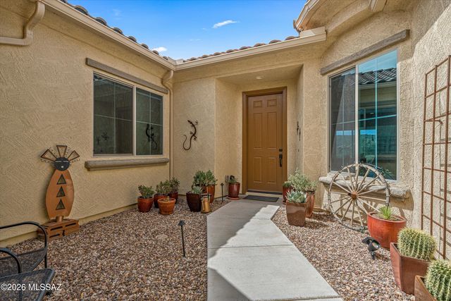 6990 W Cliff Spring Trail, Marana, AZ 85658