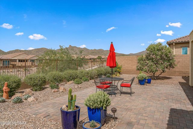 6990 W Cliff Spring Trail, Marana, AZ 85658