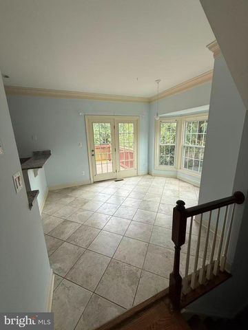 43222 CHOKEBERRY SQ, Ashburn, VA 20147