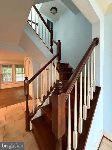 43222 CHOKEBERRY SQ, Ashburn, VA 20147