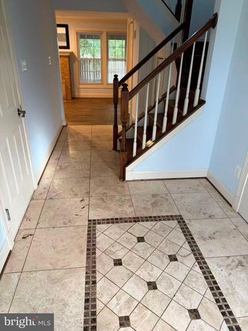 43222 CHOKEBERRY SQ, Ashburn, VA 20147