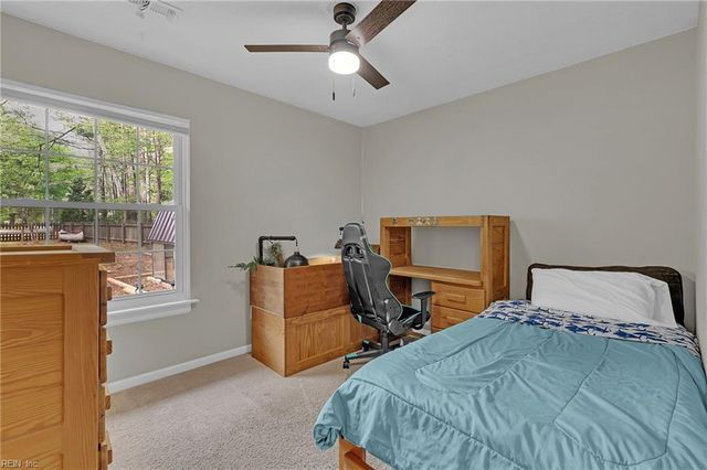 6711 Lake View DR, Gloucester, VA 23061