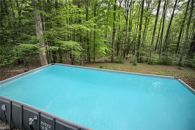 6711 Lake View DR, Gloucester, VA 23061