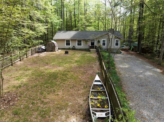 6711 Lake View DR, Gloucester, VA 23061