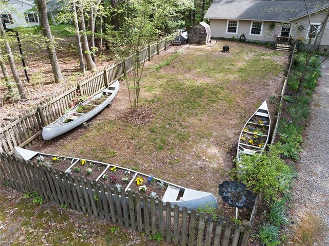 6711 Lake View DR, Gloucester, VA 23061