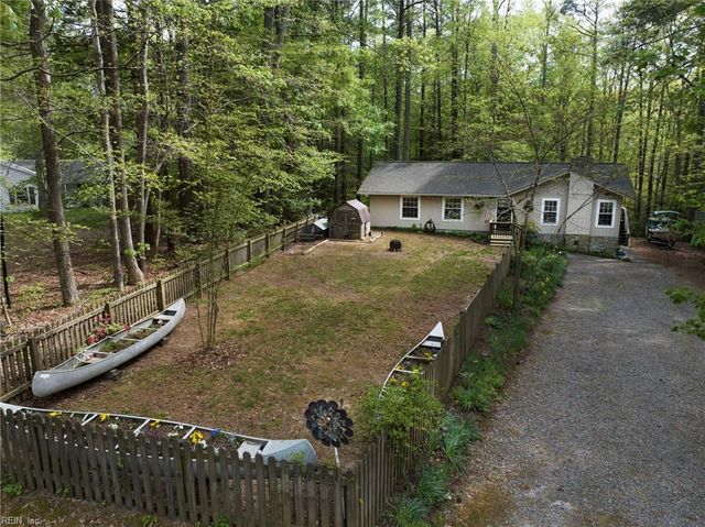 6711 Lake View DR, Gloucester, VA 23061