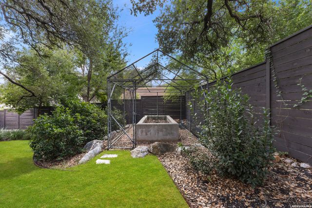 16919 Happy Hollow Dr, San Antonio, TX 78232