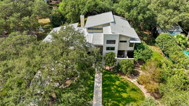 16919 Happy Hollow Dr, San Antonio, TX 78232
