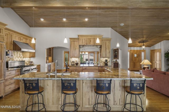 2270 Applewood Court, Reno, NV 89509