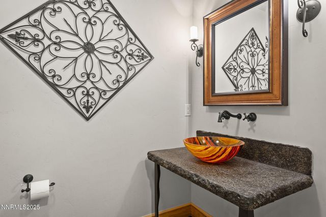 2270 Applewood Court, Reno, NV 89509