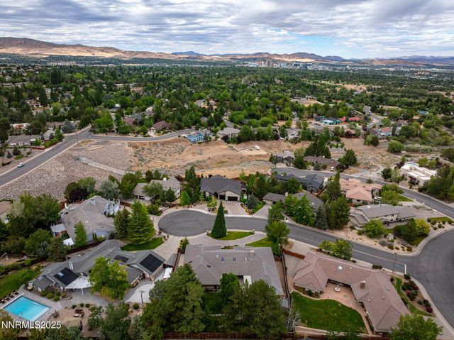 2270 Applewood Court, Reno, NV 89509