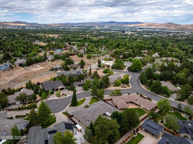 2270 Applewood Court, Reno, NV 89509