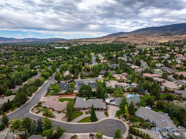 2270 Applewood Court, Reno, NV 89509
