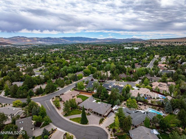 2270 Applewood Court, Reno, NV 89509