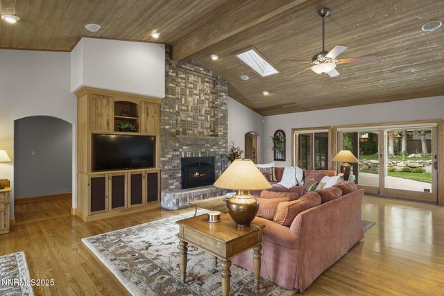 2270 Applewood Court, Reno, NV 89509