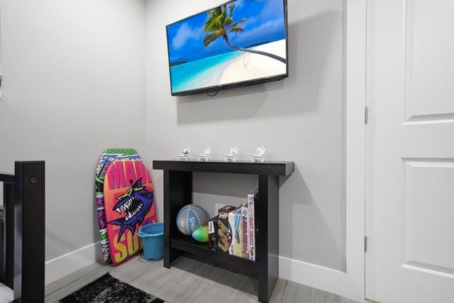 2817 NE 9TH Avenue, Wilton Manors, FL 33334
