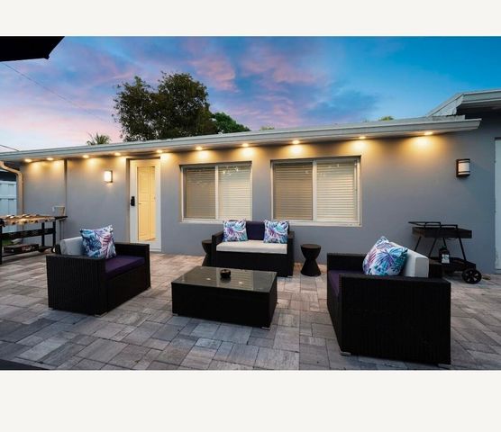 2817 NE 9TH Avenue, Wilton Manors, FL 33334