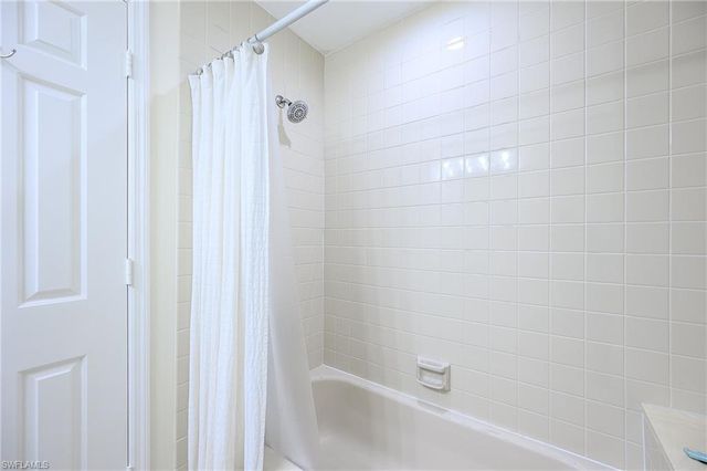 833 Reef Point CIR, Naples, FL 34108